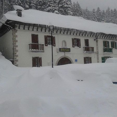 Albergue De Canfranc Estacion Zewnętrze zdjęcie