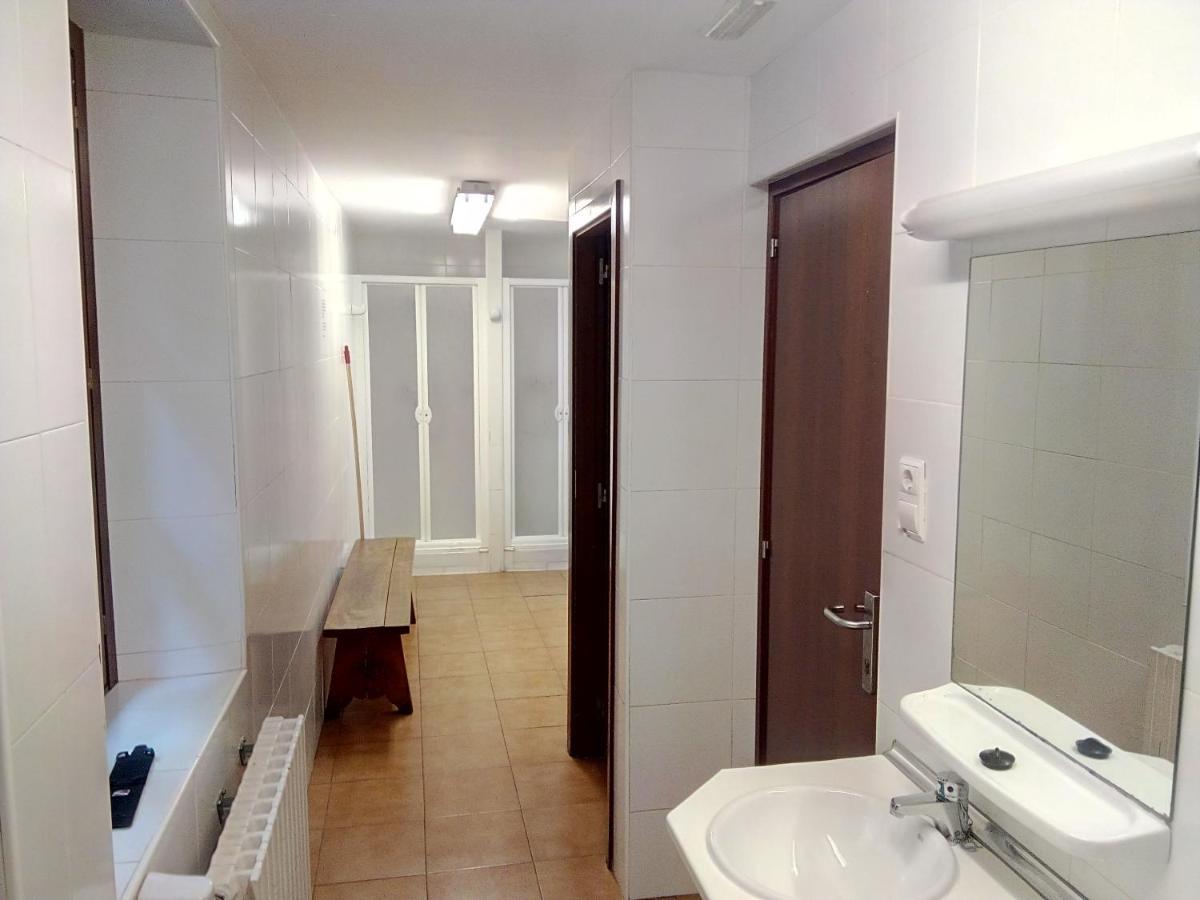 Albergue De Canfranc Estacion Zewnętrze zdjęcie