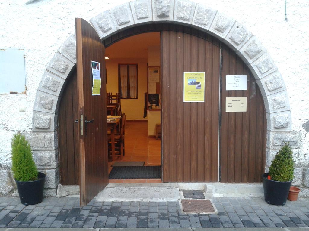 Albergue De Canfranc Estacion Zewnętrze zdjęcie